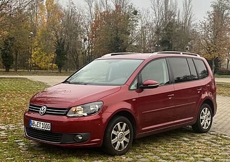 VW Touran Volkswagen 2.0 TDI DSG LIFE 7-Sitzer