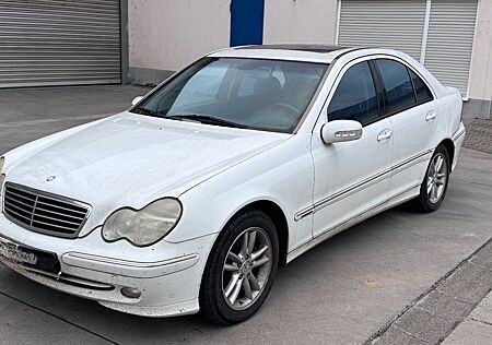 Mercedes-Benz C 200 KOMPRESSOR AVANTGARDE