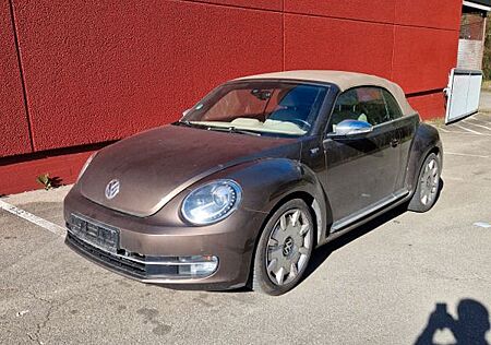 VW Beetle Volkswagen 2.0 TDI DSG 70's Cabriolet 70's