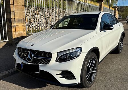Mercedes-Benz GLC 300 4MATIC Coupé Automatik AMG Paket