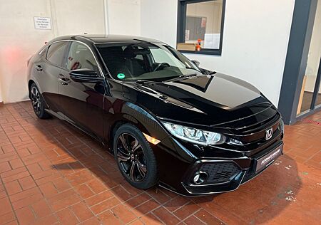 Honda Civic 1.0 VTEC Elegance/1.Hd/Kamera/Navi/Shz