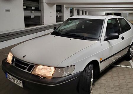 Saab 900 2.0i S Coupé