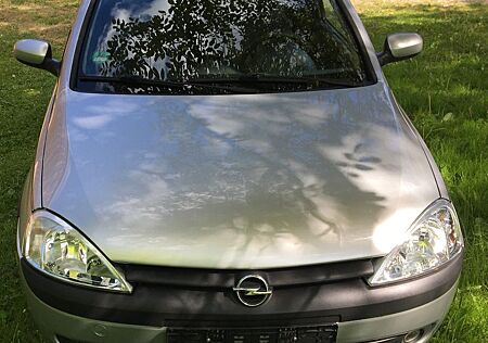 Opel Corsa 1.0 -