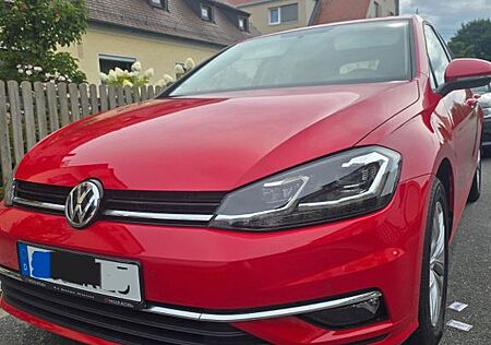 VW Golf Volkswagen 1.4 TSI 92kW Highline erst 4457km Original