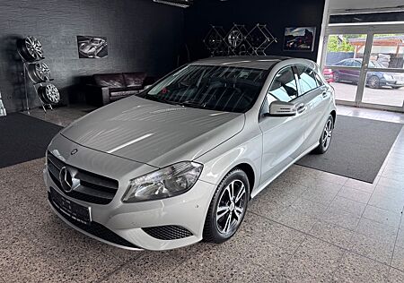 Mercedes-Benz A 180 *AUTOMATIK*PTS*ALU*AHK*PARKASSISTENT*SHZ*