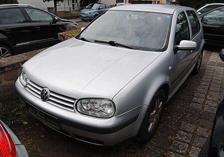 VW Golf Volkswagen 1.4 Basis 4Türer * EURO4*Tüv2027*