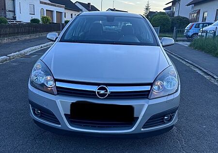 Opel Astra 1.8 ECOTEC Cosmo 103KW Cosmo