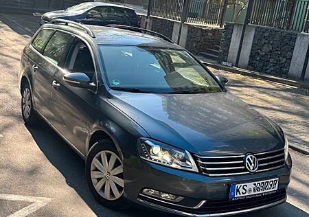 VW Passat Volkswagen 2.0 TDI DSG Comfortline