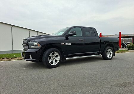 Dodge RAM 1500 Sport 4x4 Gas *Unfallfrei* dt. EZ. *TOP