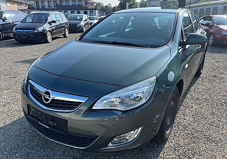 Opel Astra J Lim. 5-trg. Selection.Klima.2 Hand
