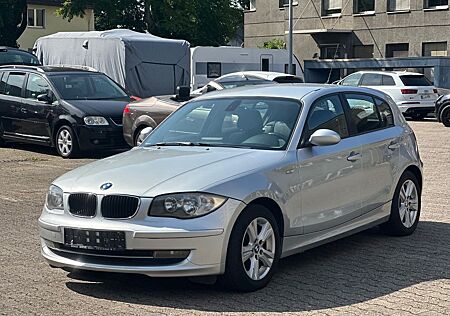 BMW 120 LEDER/NAVI/TEMPO/SHZ/STEUERKETTE NEU