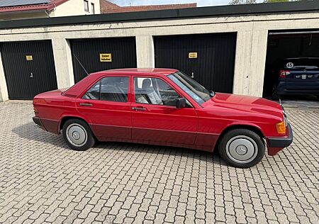 Mercedes-Benz 190