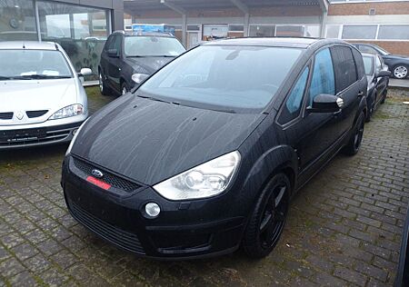 Ford S-Max 2,0 Titanium Klimaaut Motor läuft unrund!