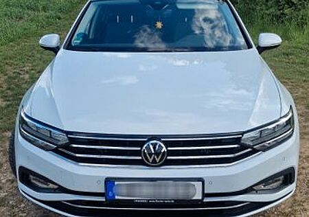 VW Passat Volkswagen 2.0 TDI Variant Business (Preis VB)
