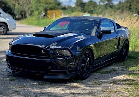 Ford Mustang v6