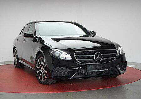 Mercedes-Benz E 300 e 9G-Tronic AMG Navi/Temp/LED/Alcantara
