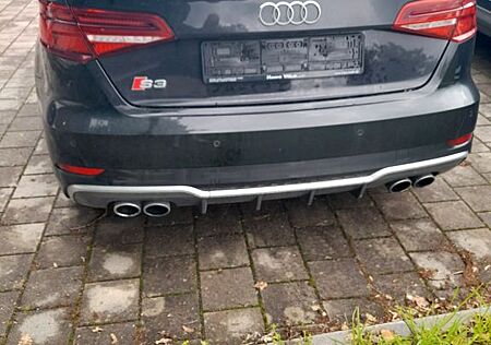 Audi S3 2.0 TFSI S tronic quattro Sportback -