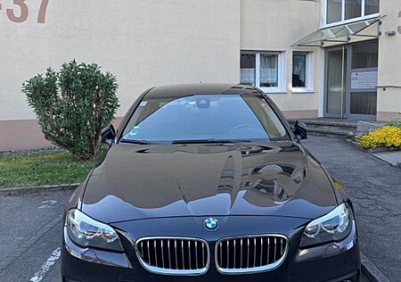 BMW 520d F10 Facelift Fast Vollausstattung Standhzg.