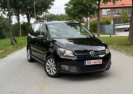 VW Touran Volkswagen Highline 2.0 TDI DSG *Navi*SHZ*kein Rost