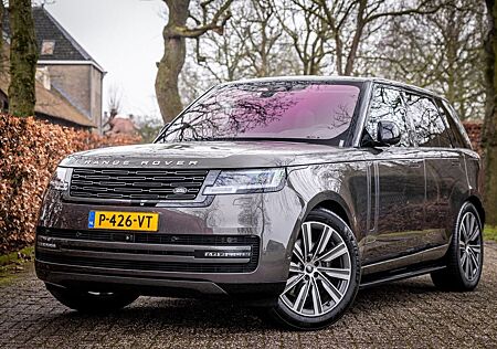Land Rover Range Rover 3.0 P400 First Edition Full Entertai