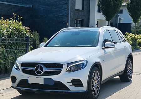 Mercedes-Benz GLC 220 d AMG Designo Edition 1 Autom. 9G 20Zoll