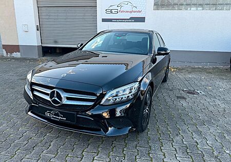 Mercedes-Benz C 200 Avantgarde *HEAD-UP*LED*RFK*AMBIENTE*ACC*