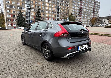 Volvo V40 D2 R-Design R-Design