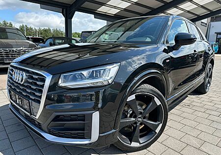 Audi Q2 S-Line Aut Leder Nav LED Panorama 19" Keyless