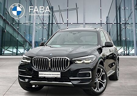 BMW X5 xDrive30d xLine Head-Up DAB WLAN Pano.Dach