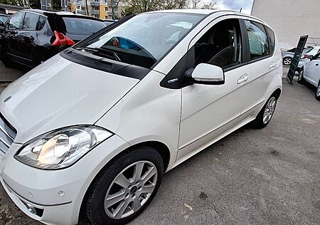 Mercedes-Benz A 160 AVANTGARDE BlueEFFICIENCY