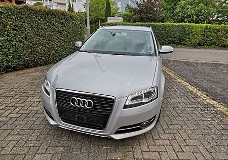 Audi A3 2.0 TDI (DPF) Attraction Sportback Attraction