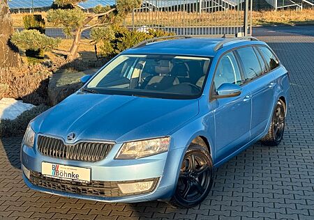 Skoda Octavia Combi Ambition 4x4 NAVI DAB+ AHK