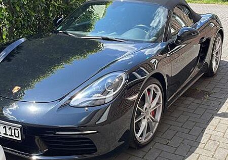 Porsche Boxster S Cabrio 718 PDK Navi Leder Sound Approv