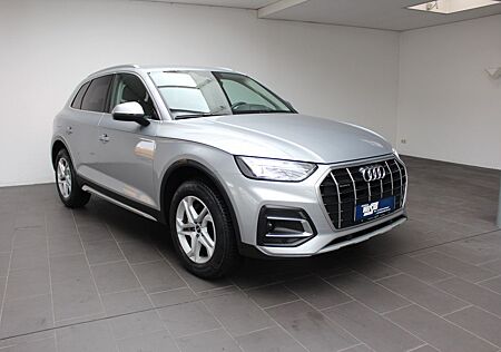 Audi Q5 40 2.0 TDI quattro advanced AHK Navi LED