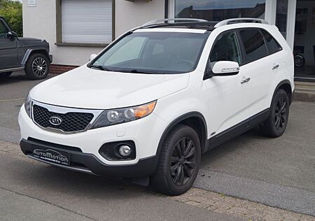 Kia Sorento 4WD*Leder*Xenon*Panorama*CAM*HU Neu*AHK*