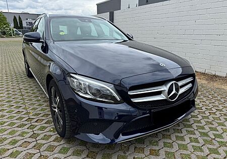 Mercedes-Benz C 180 d T Automatik*Multibeam*AHK*Dig.Tacho