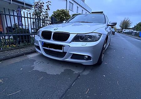 BMW 320d xDrive Touring Edition Exclusive Editio...