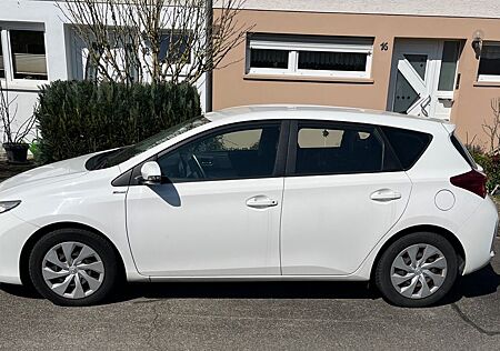 Toyota Auris Cool 1,33-l-Dual-VVT-i Cool