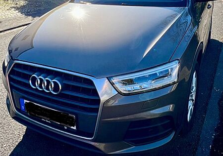 Audi Q3 2.0 TDI 88kW -
