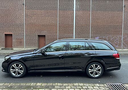 Mercedes-Benz E 220 d T Autom. / Avantgarde