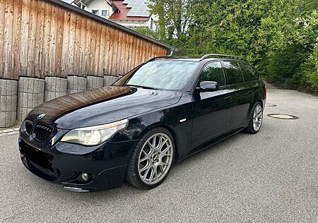 BMW 545i A touring -