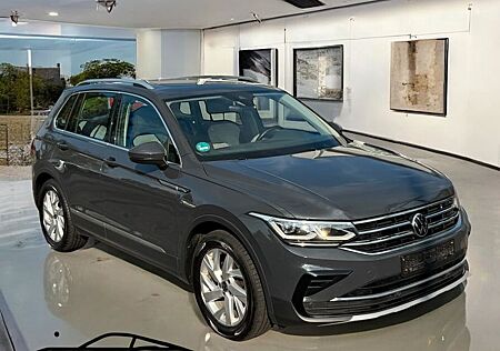 VW Tiguan Volkswagen Elegance*Pano*AHK
