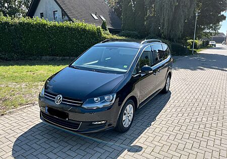 VW Sharan Volkswagen 2.0 TDI SCR DSG BMT Comfortline Comfo...