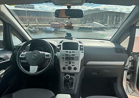 Opel Zafira 1.8 Edition "111 Jahre" Easytronic Ed...