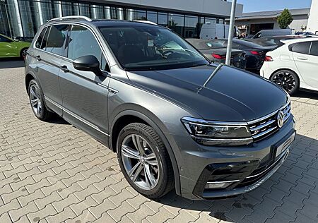 VW Tiguan Volkswagen TSI R-Line Highl. 4Mot. AHK Pano 19'' Hea