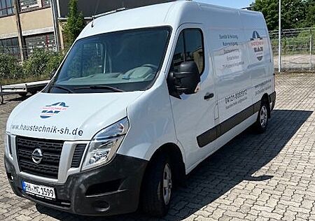 Nissan NV400