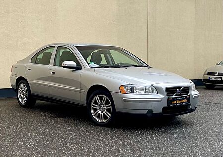 Volvo S60 Lim. 2.4 Kinetic AUTOMATIK KLIMA PDC ALU TE