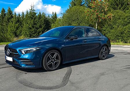 Mercedes-Benz A 220 A220 AMG*4MATIC*ED2020*DCT*STHZ*360*BURM*PANO*KG