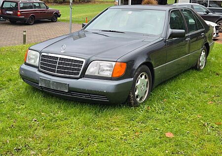 Mercedes-Benz S 320 S 300 SE