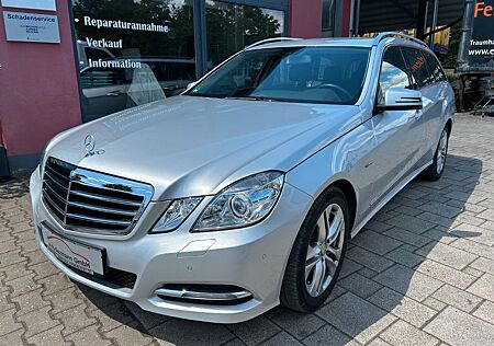 Mercedes-Benz E 200 T Avantgarde Comand PTS Kamera Xenon ILS